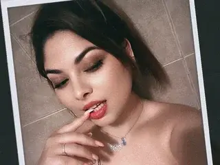 Streamate Adult Webcam of Kairafantasy