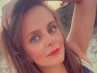 Streamate Live Porn of Louisa35