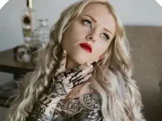 Streamate Live Sex of BlondeScarlettx
