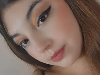 Streamate Free Porn Cam of RoxxaneDiaz