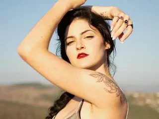 Streamate Watch Live Sex Cams of SierraSimone