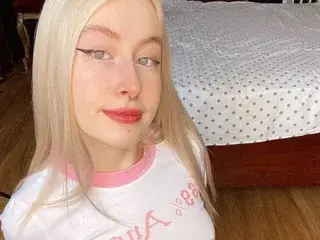 Streamate Sex Cam of MelaniePlay