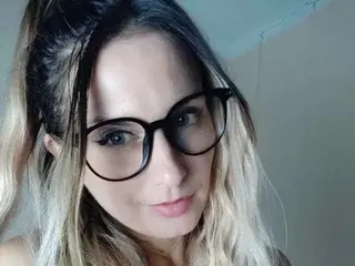 Streamate Free Porn Cam of Cougarphantera