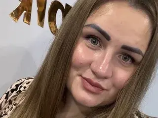 Streamate Live Sex Cam of SolarSwirlsX