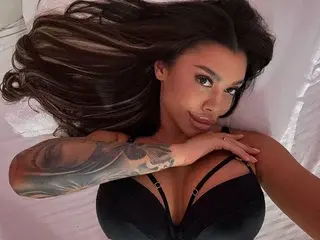 Streamate Free Live Porn of Naty_Desiree