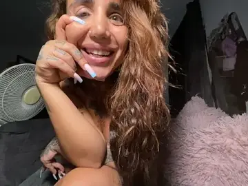 Stripchat Sex Chat of Tyraride