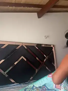 Stripchat Live Sex Cam of emmyjhonson07