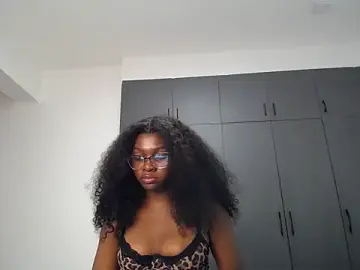 Stripchat Live Sex Cam of Pretty_Liya08