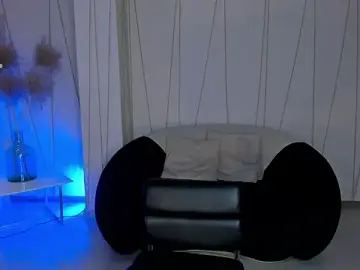 Stripchat Adult Webcam of ValeriaRoldanX