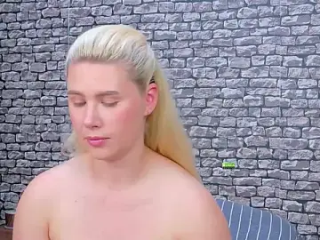 Stripchat Adult Webcam of CuteBlondeMe