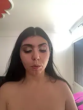 Stripchat Sex Cam of Bellagh1