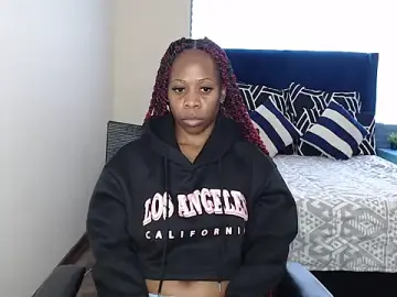 Stripchat Sex Cam of QUEENMANDYY