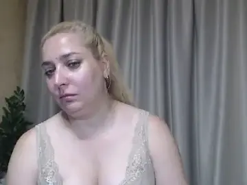 Stripchat Adult Webcams of sweetpussy13