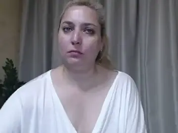 Stripchat Best Webcam of sweetpussy13