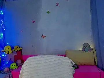 Stripchat Live Sex Cam of YourLizzyDoll