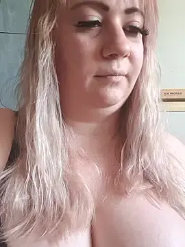 Stripchat Best live sex cam show of Missy_DM