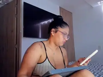 Stripchat Watch Live Sex Cams of iriss_25