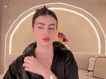 Stripchat Free Live Porn of PaulinaSantos_