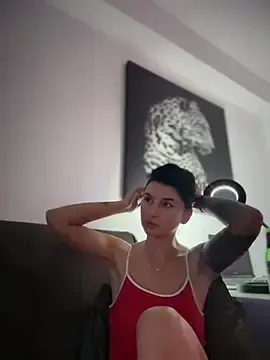 Stripchat Watch Live Sex Cams of DramaQueen__