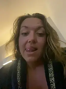 Stripchat Watch Live Sex Cams of SummerV91