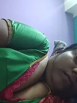Stripchat Adult Webcam of yamini1431