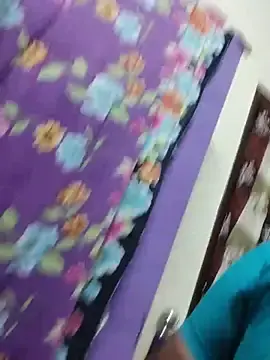 Stripchat Free Porn Cam of yamini1431