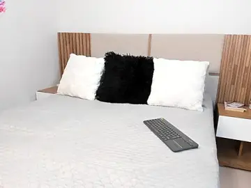 Stripchat Free Live Porn of MalejaDiaz_