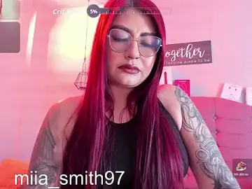Stripchat Live Sex Cam of miia-smith97
