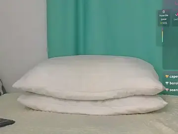 Stripchat Live Sex Cam of Molliblum
