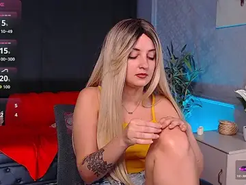 Stripchat Sex Cam of Katty__lights