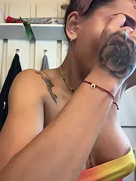 Stripchat Sex Chat of PlayfulShow