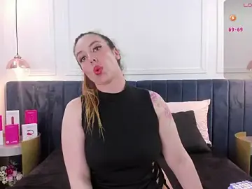 Stripchat Best Webcam of CarlaRossi_