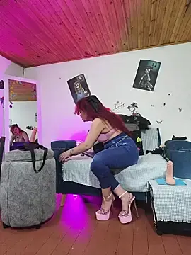 Stripchat Free Live Porn of keila_j
