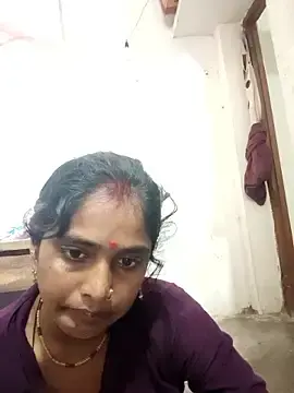 Stripchat Free Porn Cam of Guriya_0076