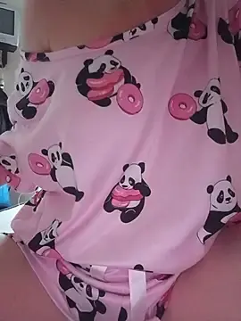 Stripchat Free Porn Cam of Hottiesophie