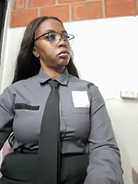 Stripchat Sex Cam of CiaraEbony