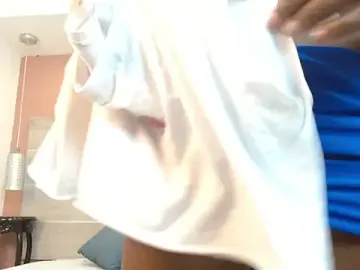 Stripchat Sex Cam of AlexandraCambell