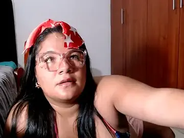 Stripchat Sex Cam of Van3orgasm4me