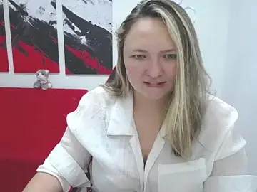 Stripchat Live Sex Cam of SallyVerda