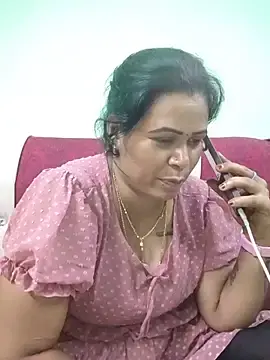 Stripchat Live Sex Cam of tamilaruvi