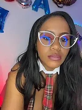 Stripchat Free Live Porn of AlisonHoot69