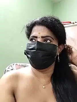 Stripchat Sex Cam of abinaya26