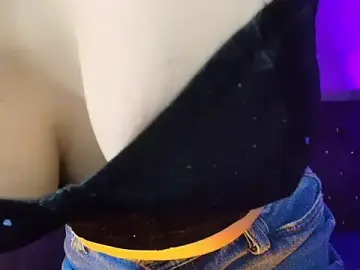 Stripchat Nude Webcam of AnnaliOlsenX